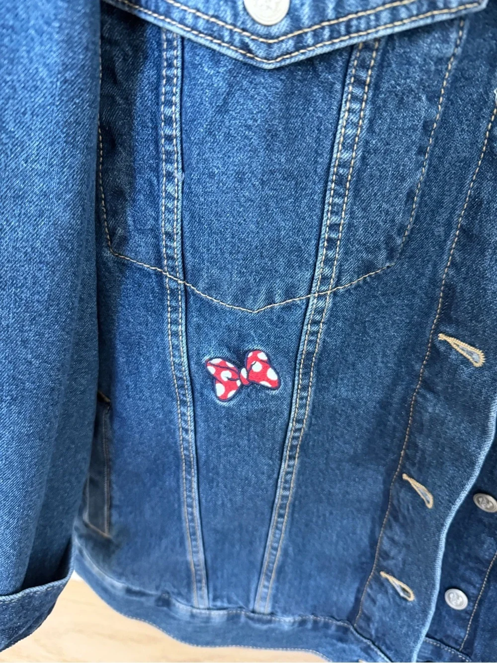 NWT! Old Navy Disney Minnie Mouse Denim jacket L
